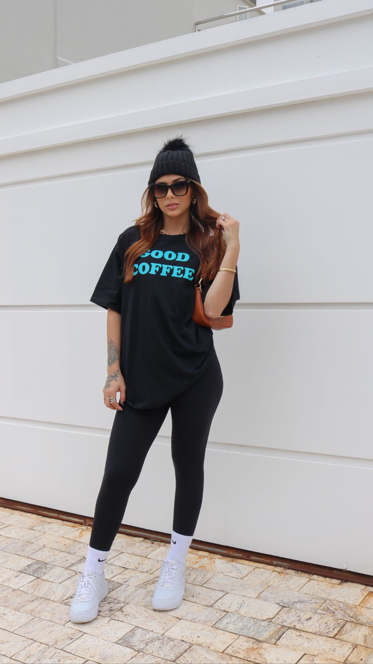 T-shirt Feminina 100% Algodão Estampa Good Coffee Preto