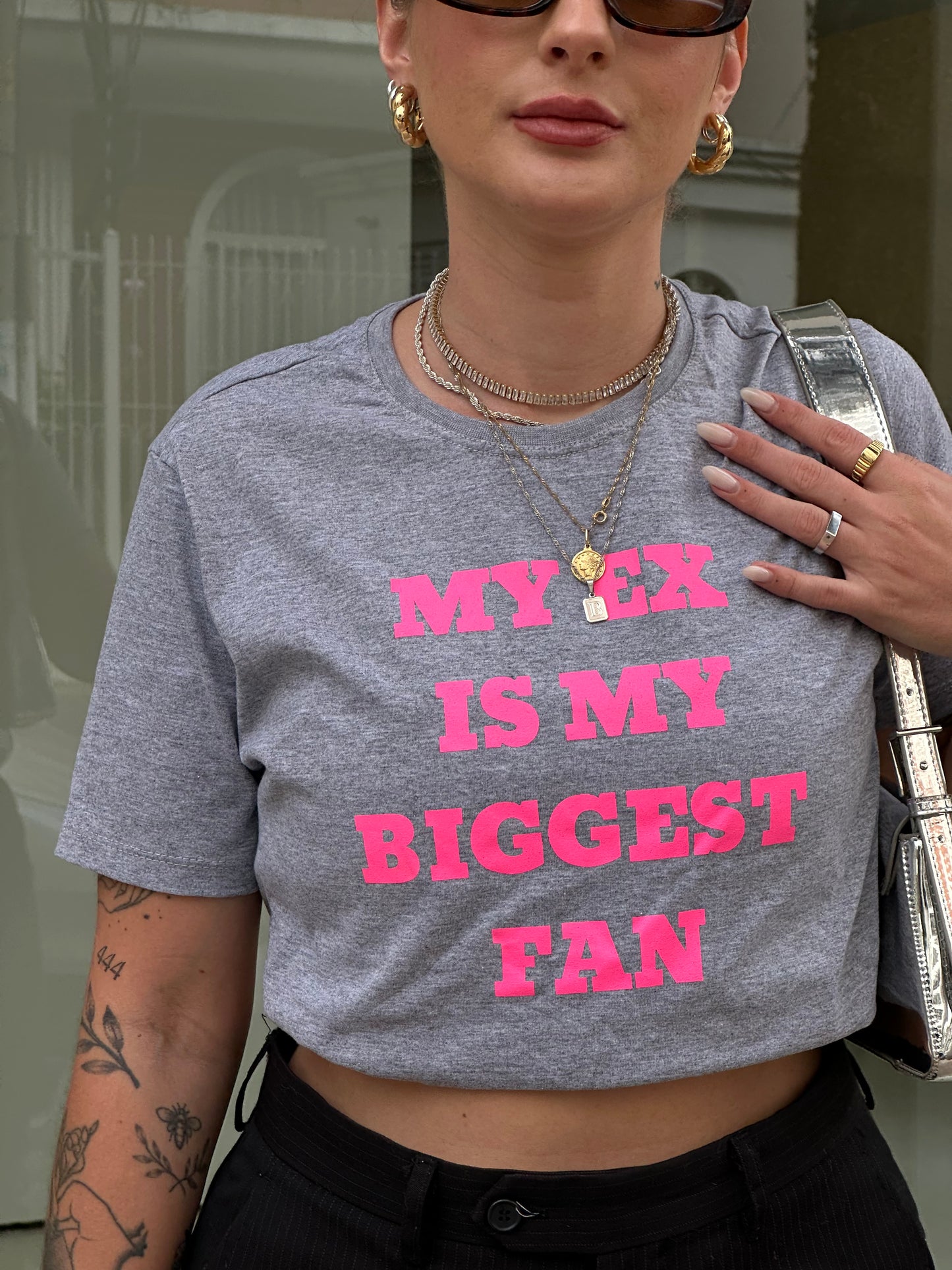 T-shirt Feminina 100% Algodão Estampa My Ex Is My Biggest Fan Cinza