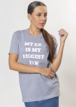 T-shirt feminina 100% Algodão Básica My Ex, é a peça perfeita para um look estiloso, gringo, diferente, jovem, in, versátil, trend, combina com jeans, alfaiataria, perfeito para o dia a dia e despojado para usar à noite.